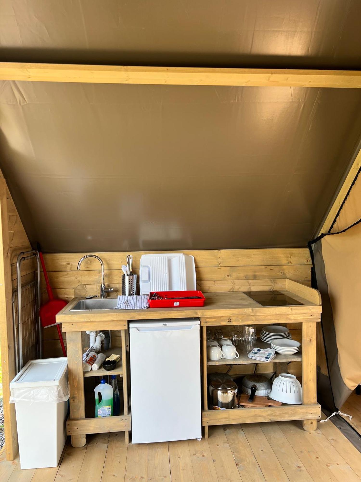 Glamping Camping Rivabella Леко Екстериор снимка