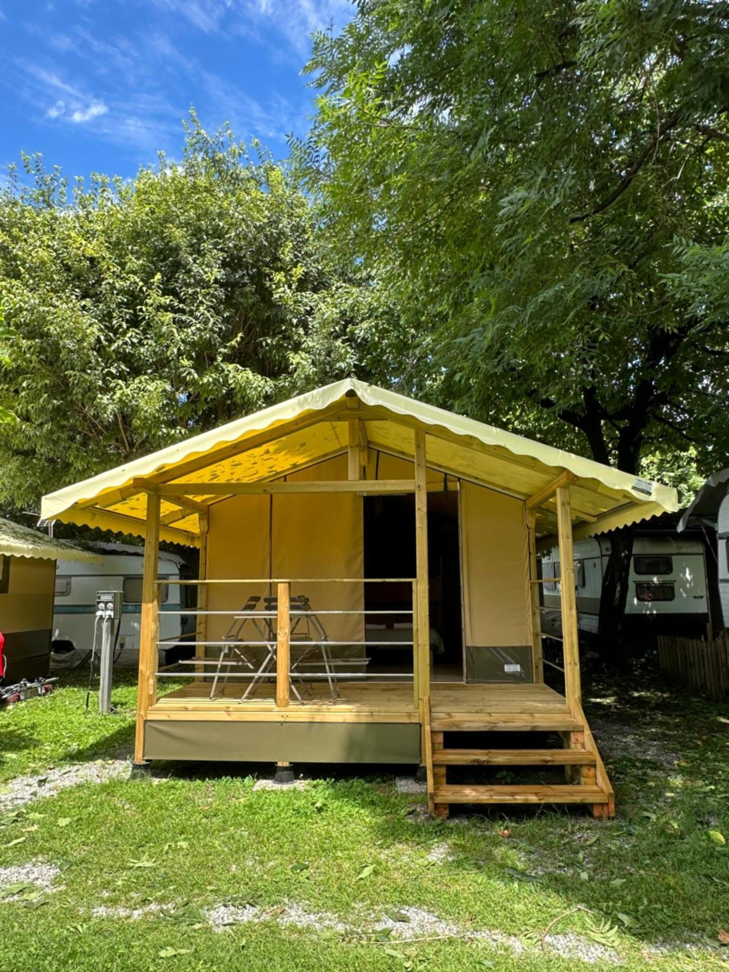 Glamping Camping Rivabella Леко Екстериор снимка